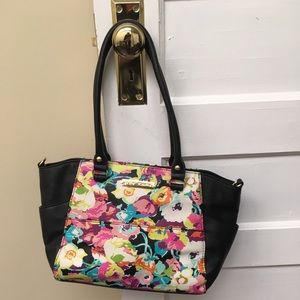 Floral shoulder bag